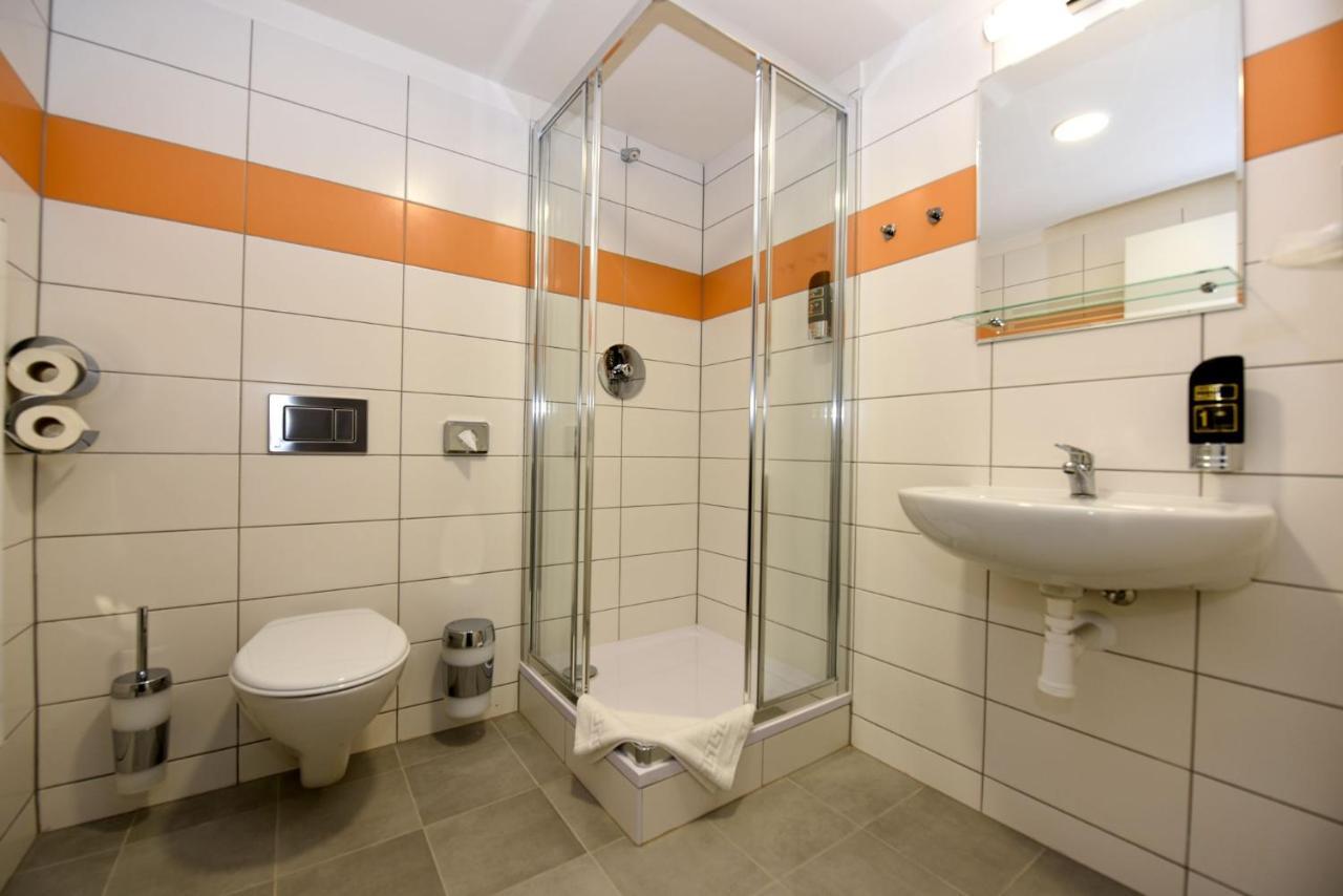 Hotel Prokopavka 比尔森 外观 照片